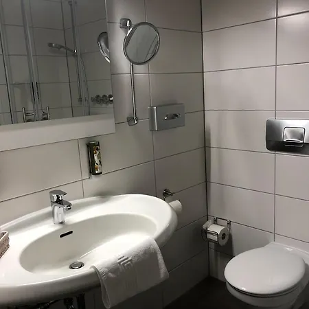 Hotel Engel 3*