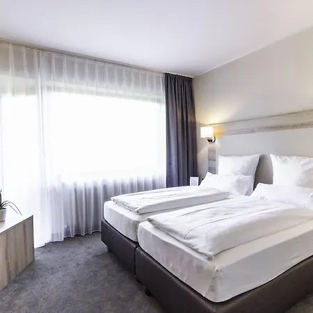 Engel Hotel 3*